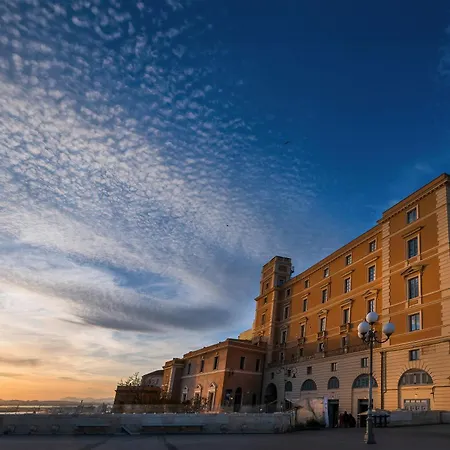 Saint Amand By Palazzo Boyl 4* كالياري