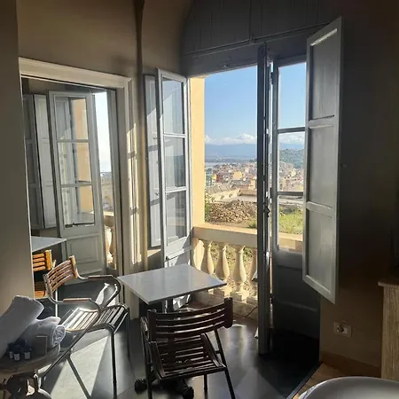 Saint Amand By Palazzo Boyl بيت ضيافة كالياري